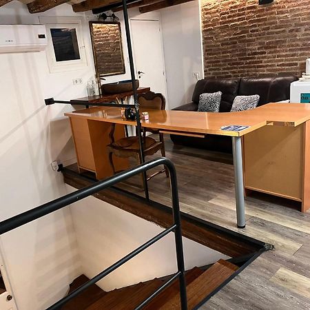 Habitacion Para Grupos Hasta 8 En Plena Rambla De Cataluna Barcelona Exteriör bild