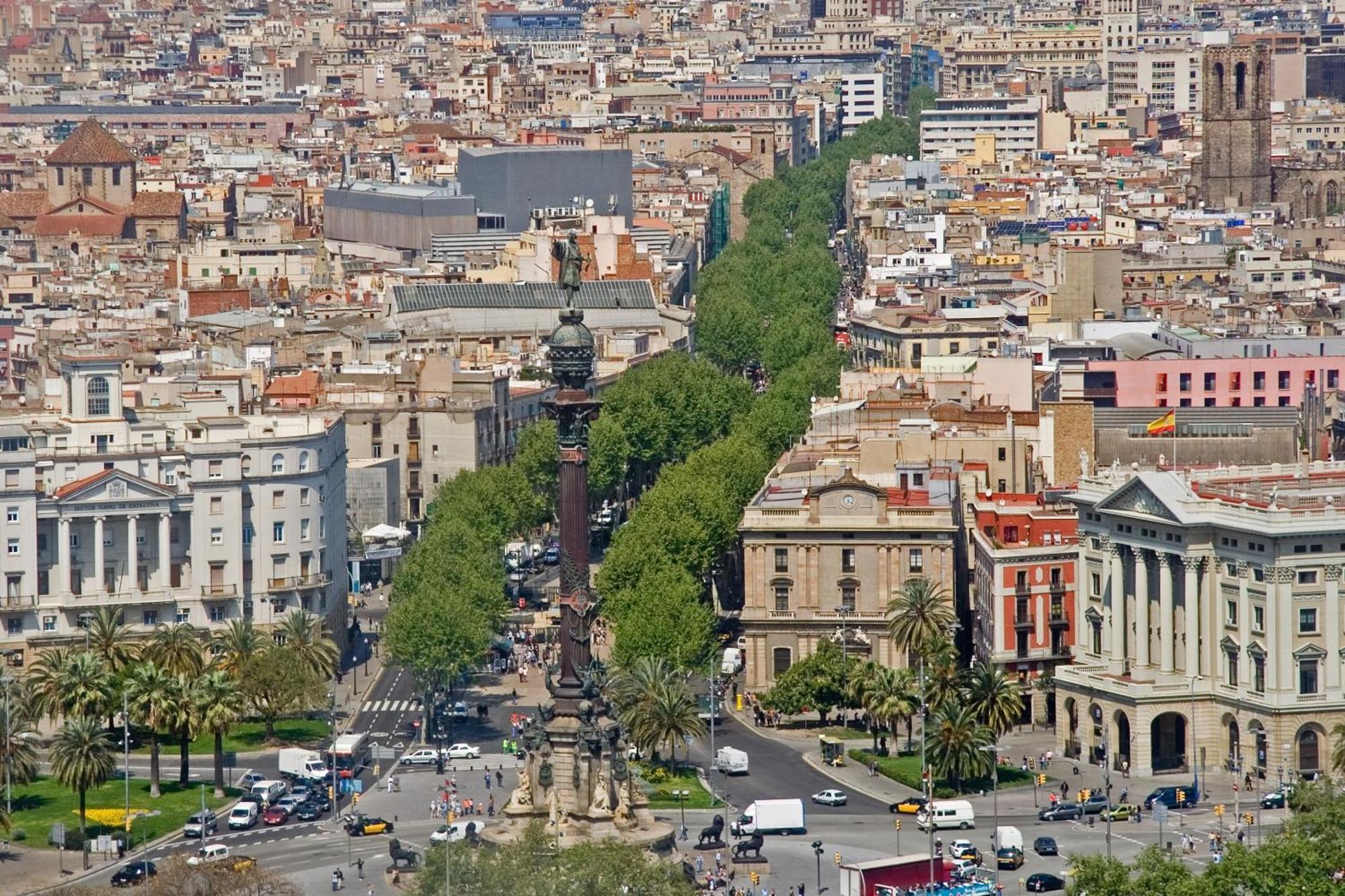 Habitacion Para Grupos Hasta 8 En Plena Rambla De Cataluna Barcelona Exteriör bild