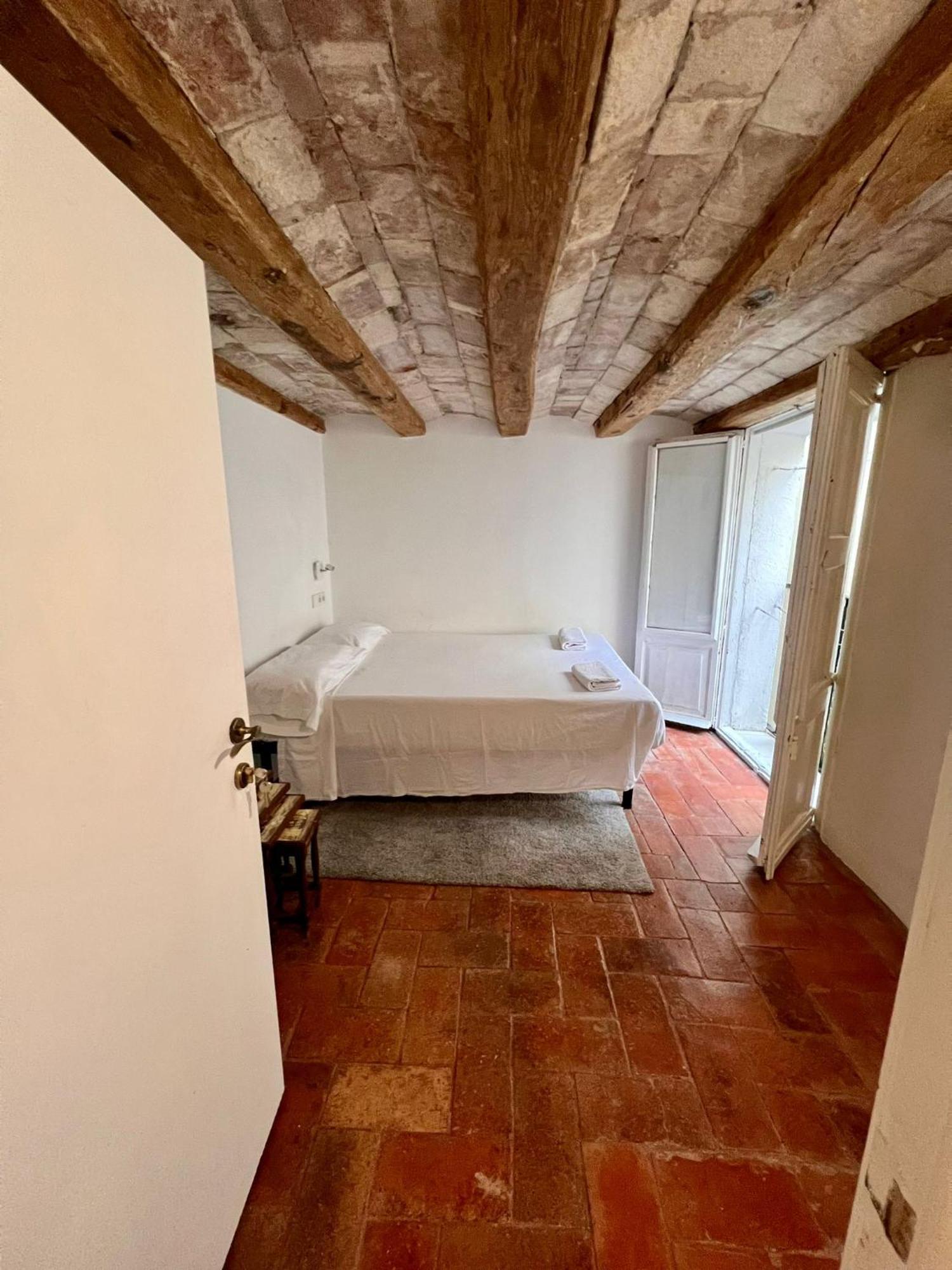 Habitacion Para Grupos Hasta 8 En Plena Rambla De Cataluna Barcelona Exteriör bild