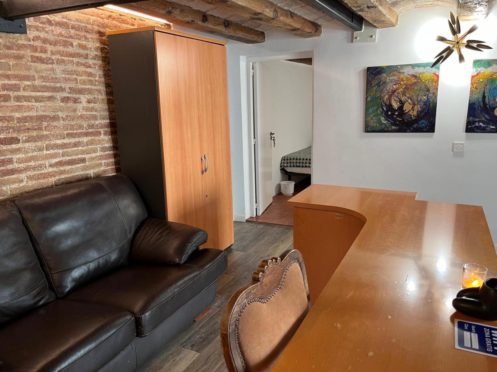 Habitacion Para Grupos Hasta 8 En Plena Rambla De Cataluna Barcelona Exteriör bild