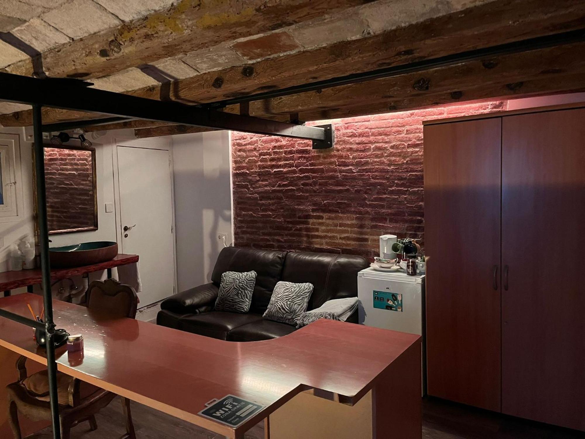 Habitacion Para Grupos Hasta 8 En Plena Rambla De Cataluna Barcelona Exteriör bild